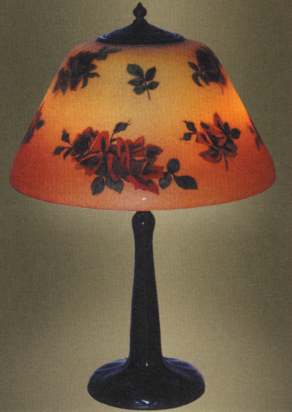 Handel Lamp with Red Roses Handel Lamp with Red Roses