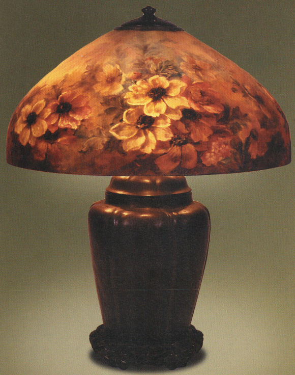 Handel Lamp with White Flowers Handel Lamp with White Flowers