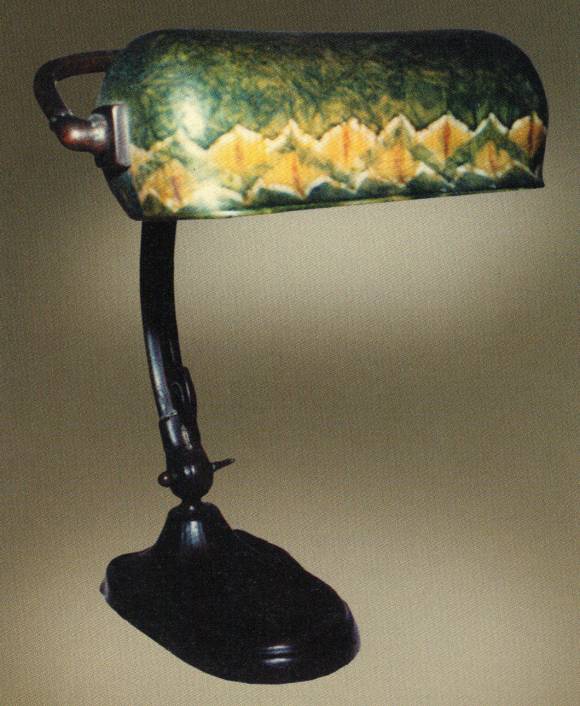 green piano lamp