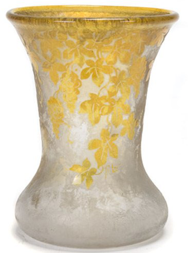 4245 – Handel Vase with Grapes